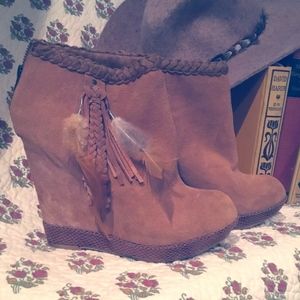 Chinese Laundry Women's Milana Platform Bootie